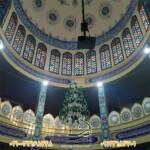 پنجره گره چینی با طلق رنگی